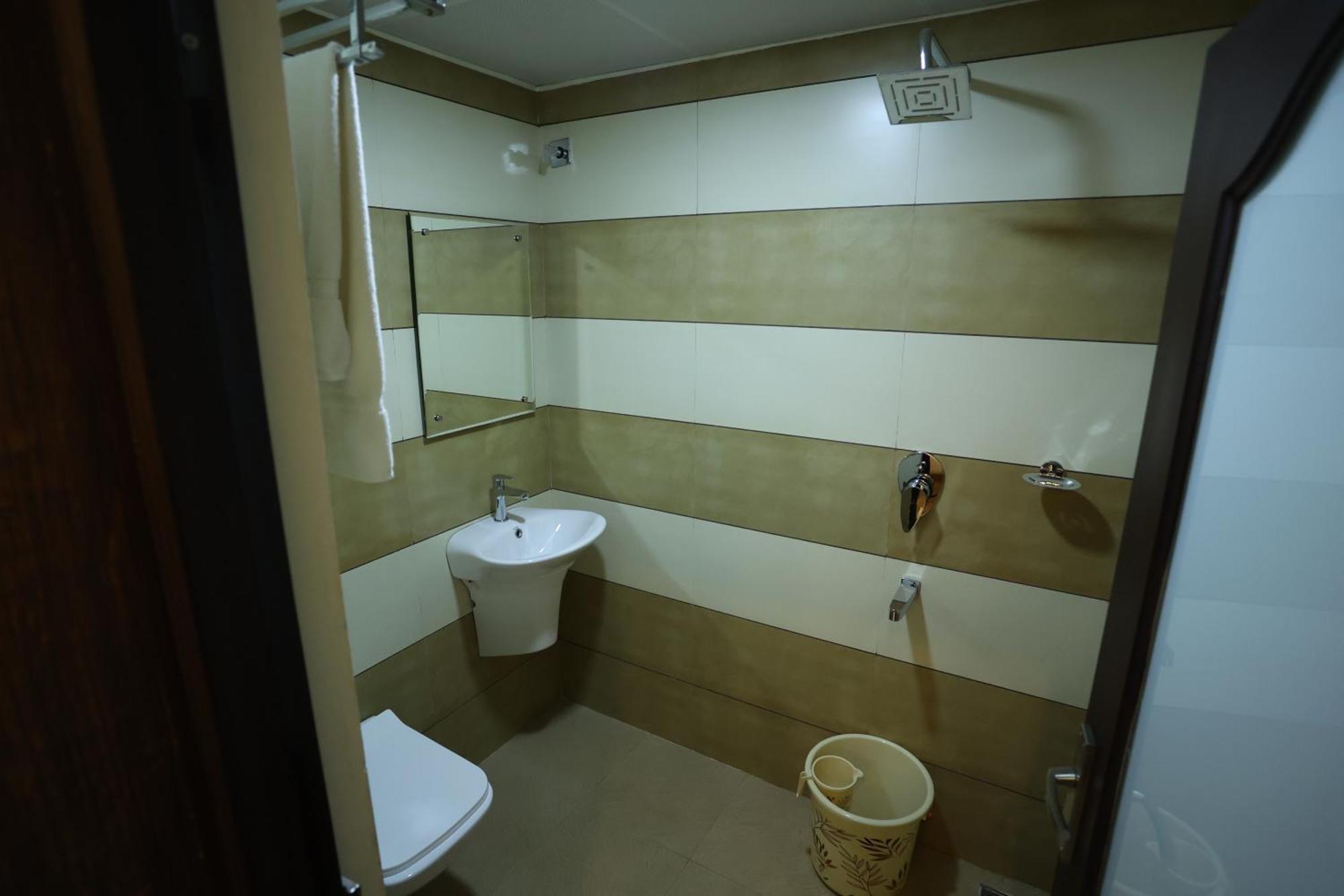 Kannangad Balaji Regency Kanhangad מראה חיצוני תמונה